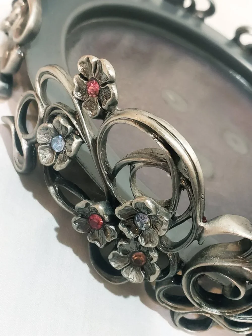 Flowers Scroll work Rhinestone Partylite Candle Holder Three Wick 8" wide - Picture 8 of 12